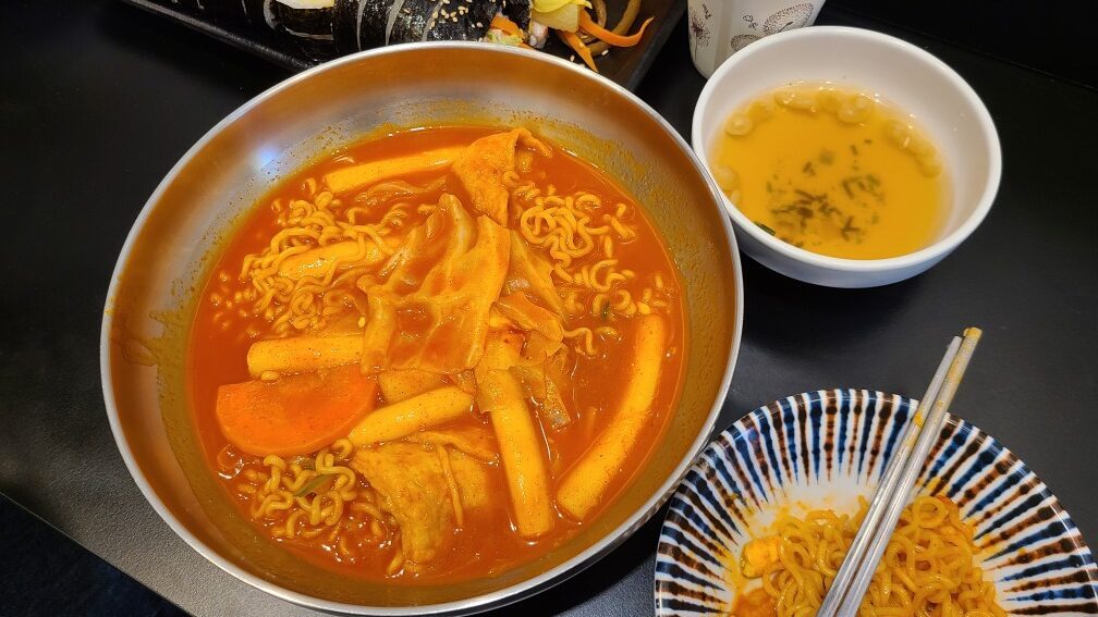 세끼김밥 라볶이